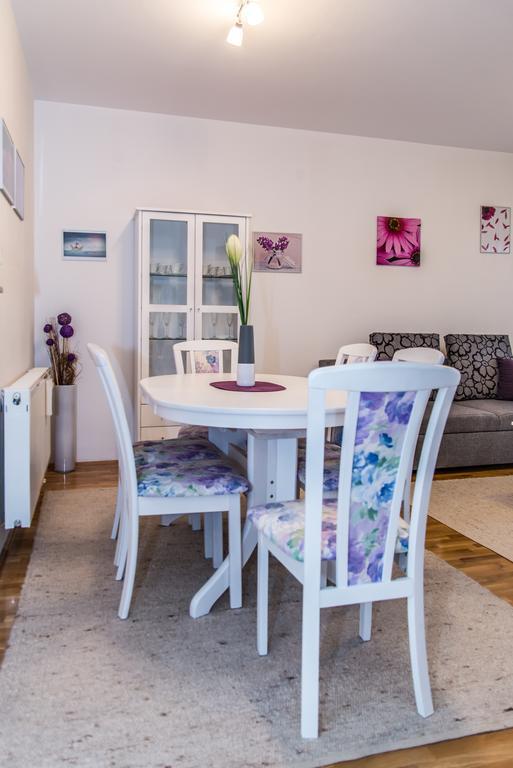 Apartment Flores Osijek Exterior photo
